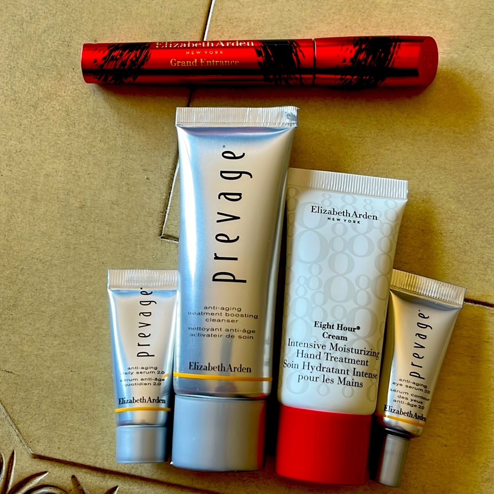 Elizabeth Arden (5) pc travel/sample size NEW